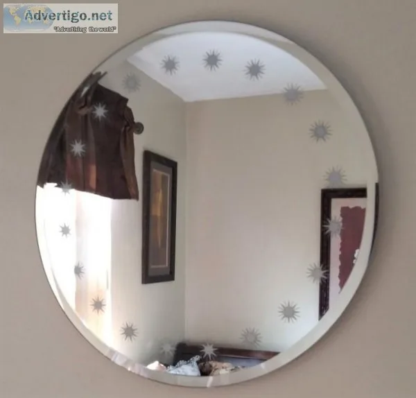 Round Etched Mirror
