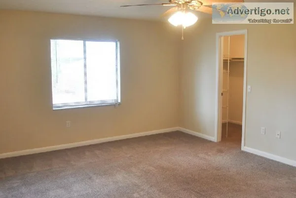 Great home for entertaining friends and family in the spacious b