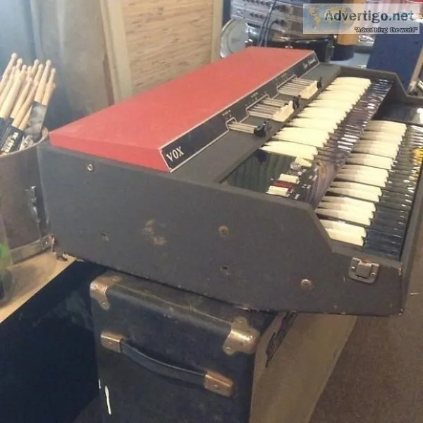 VOX Super Continental Organ with Z Legs