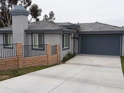 BEAUTIFUL 2 STORY HOME LOCATED ON A CUL-DE-SAC WITH AMAZING VIEW