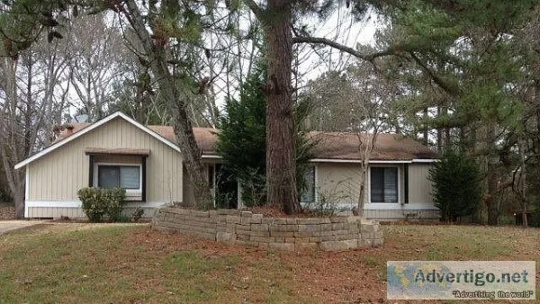 1759 Vauxhall Dr Lithonia GA 30058