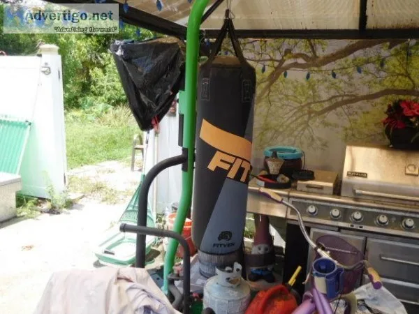 EXERCISE EQUIPMENT
