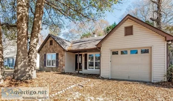 5980 Creekside Dr Rex GA 30273