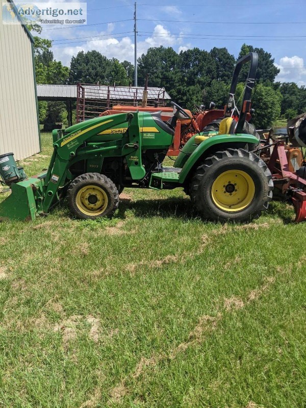 2008 John Deere 3203