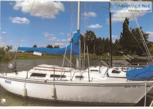 Catalina 25 Sailboat