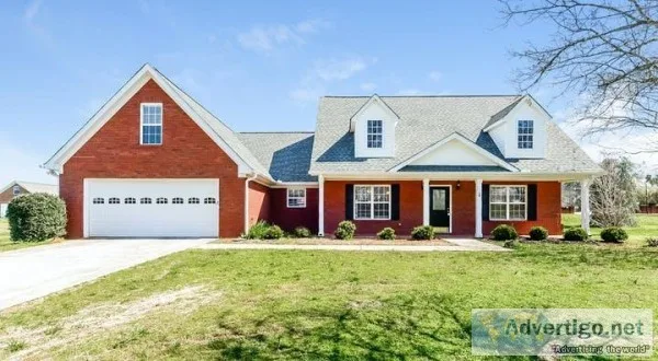 10 Derby Ct Covington GA 30016