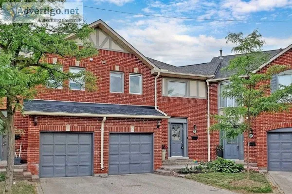 81 Beaumont Pl Vaughan ON L4J 4X1