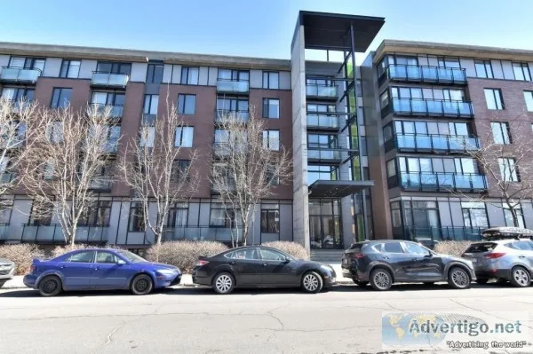 Condo urbain style LOFT Libre imm&eacutediatement &agrave louer 
