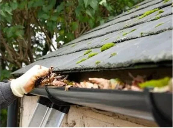 Gutter Cleaning in Auckland  0800 120 888