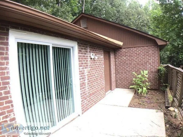 800 Hemingway Rd Stone Mountain GA 30088