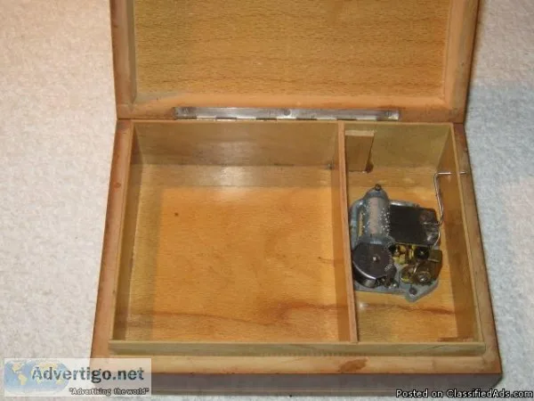 Music Box  Jewelry Box