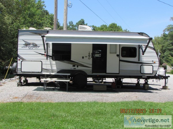 RV CAMPER