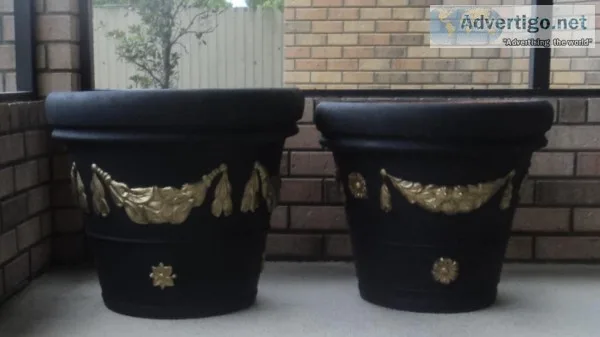New - VersaceRenaissance Plant Pots with Lion Paw Stands