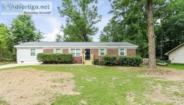 693 Oak Dr Riverdale GA 30274