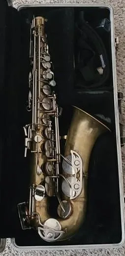 Selmer Bundy II Alto Saxophone