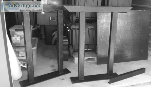 Solid steel welding Table For Sale