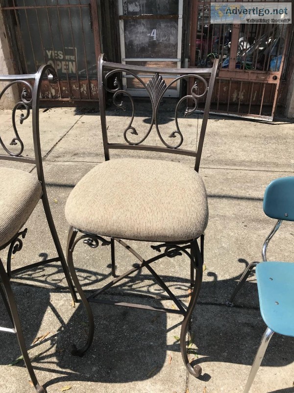 Bar high stools