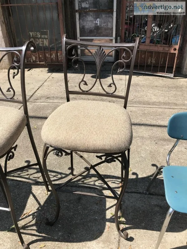 Bar high stools