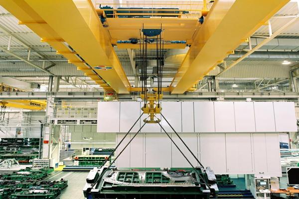 Industrial Cranes Manufacturers in delhi