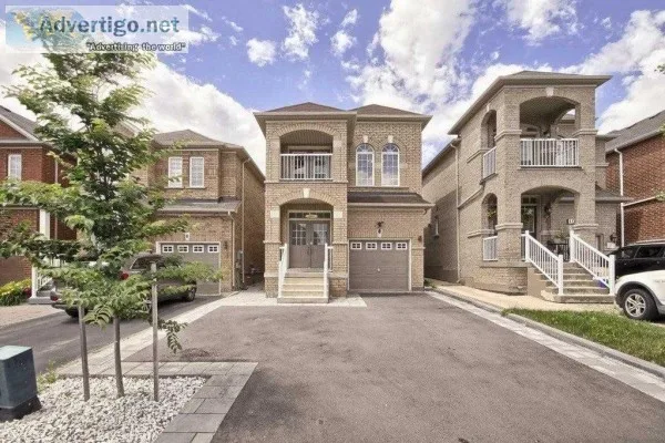 8 Catalpa Cres Vaughan ON L6A 0R3