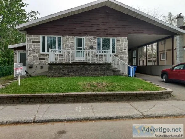 Grand plain-pied avec poss. de revenu  Quartier Lairet Limoilou