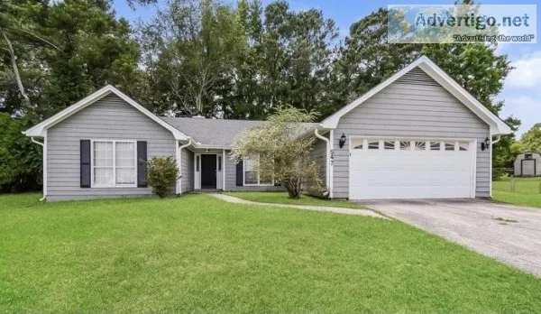 547 N Cedar Ct Riverdale GA 30274