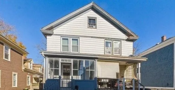 BEAUTIFUL HOME FOR RENT