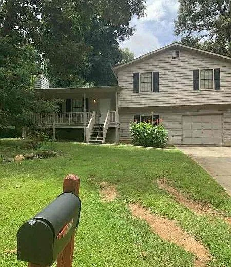 1781 Silver Leaf Ct SW Marietta GA 30008