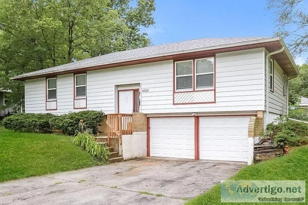 4808 Stearns Ln Shawnee KS 66203