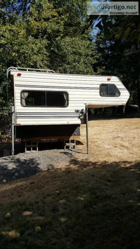 CAMPER
