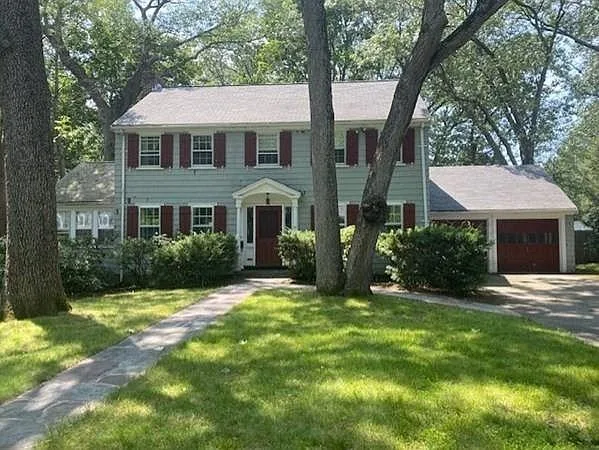 Home in a wonderful neighborhood