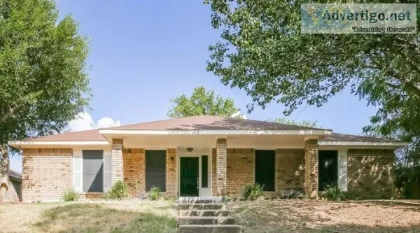 613 Fall Wheat Ct Desoto TX 75115