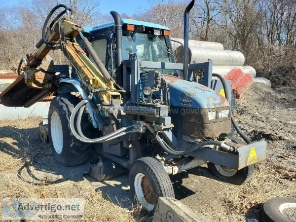 1998 FORD NEW HOLLAND - Online Auction Ends 8621