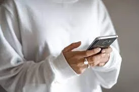 Free chat app that pays you