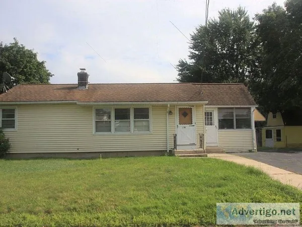 Nice 2 bedroom home on a great level lot.
