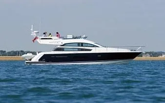 Hire yachts in Goa with Luxury Rentals