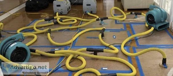 One of water extraction service in Sydney emergency flood restor