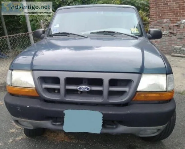 1998 Ford Ranger XLT extended cab in very good condition.