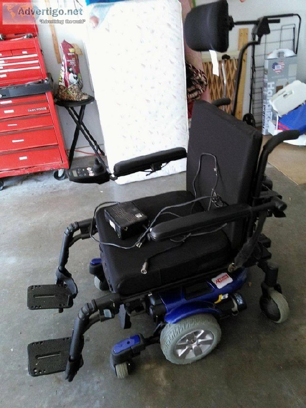Electric wheelchair