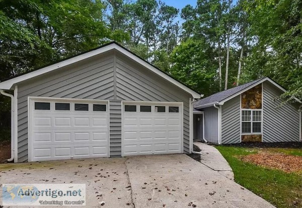 2429 Chauncey Ln SW Marietta GA 30064