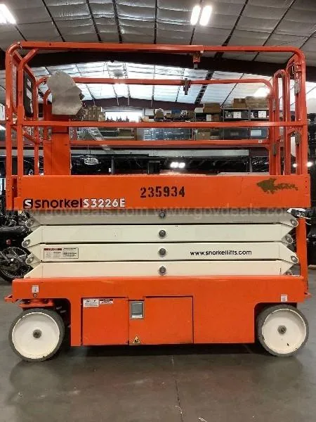 2019 Snorkel S3226EANSI Electric Scissor Lift