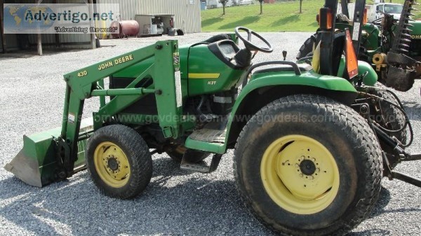 2001 John Deere 4300 Tractor 4X4