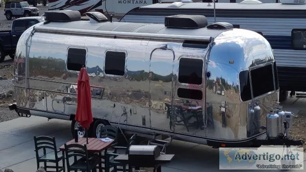 1973 Airstream Land Yacht Sovereign Travel Trailer