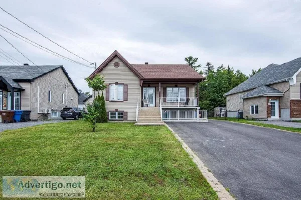 Superbe duplex bien entretenu Occupation double Saint-Lin