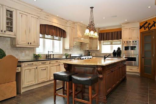 Gleaming Kitchen Cabinets for the Heart of Your House