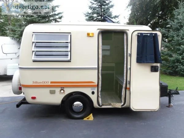 Trillium 1300 13ft Trailer