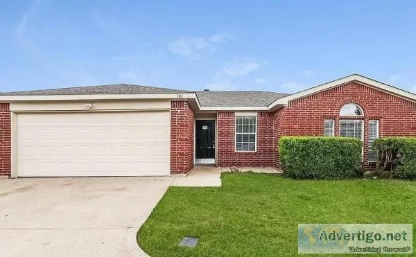 902 Beaufort Ct Arlington TX 76018