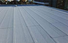 Membrane in roof-022 033 0063