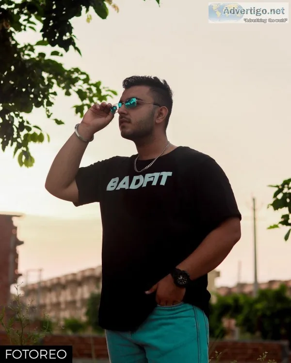 BADFIT MEN T SHIRT