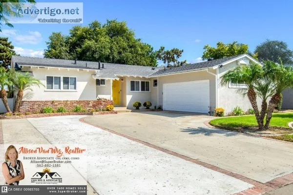 JUST LISTED Fabulous Move-In Ready Anaheim Home